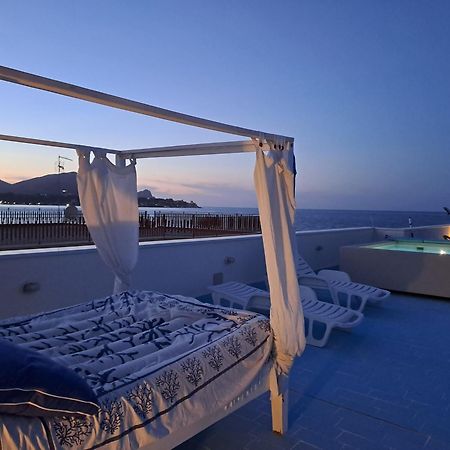 Blue Life, Sea-Luxury Rooms On The Beach Between Palermo And Cefalu' Casteldaccia Exterior foto