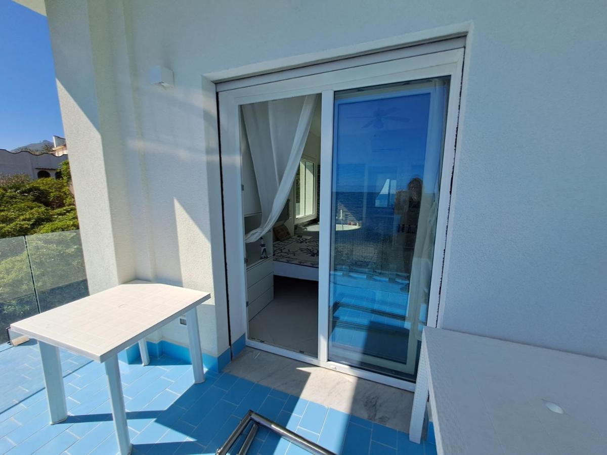 Blue Life, Sea-Luxury Rooms On The Beach Between Palermo And Cefalu' Casteldaccia Exterior foto