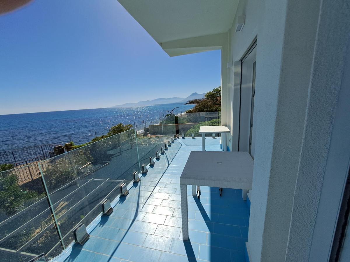 Blue Life, Sea-Luxury Rooms On The Beach Between Palermo And Cefalu' Casteldaccia Exterior foto