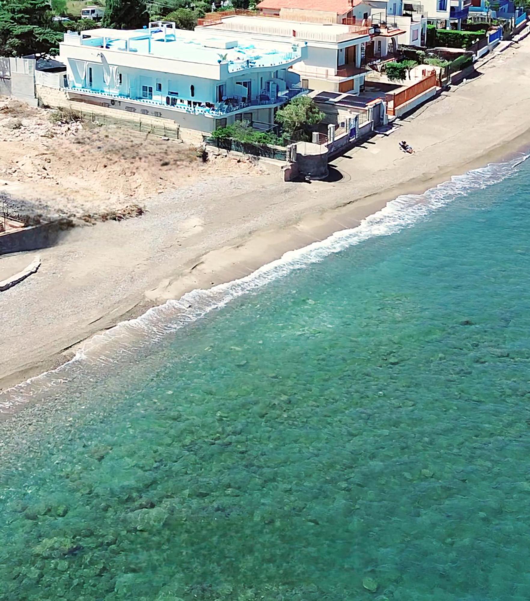 Blue Life, Sea-Luxury Rooms On The Beach Between Palermo And Cefalu' Casteldaccia Exterior foto